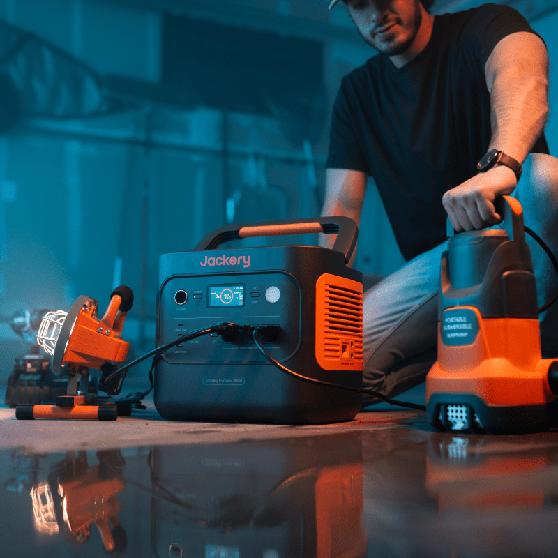 Jackery Explorer 2000 v2 Series