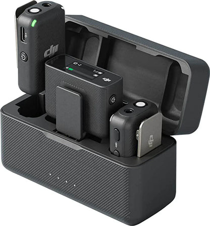 DJI Microphone 250m Range 15Hour Battery (2TX+1RX+Charging Case)